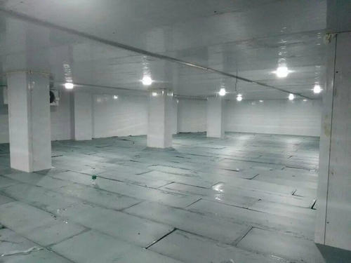 鄭州冷凍庫在使用中遇到發(fā)霉的問題怎么辦？